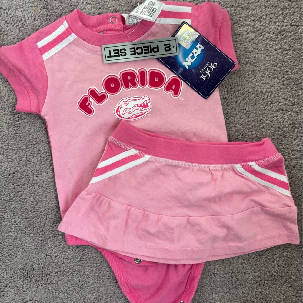 NWT Florida Gators Cotton Baby Bodysuit Skirt Set Pink NCAA Infant Outfit 12M